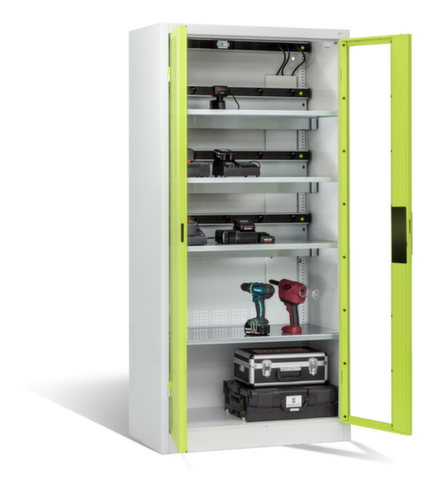 C+P Akkuladeschrank ERGO, RAL7035 Lichtgrau/RDS 110 80 60 Viridingrün