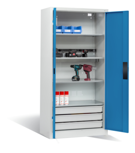 C+P Akkuladeschrank ERGO, RAL7035 Lichtgrau/RAL5012 Lichtblau