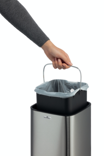Durable Sensor-Abfallbehälter NO TOUCH aus Edelstahl, 6 l, metallic-silber