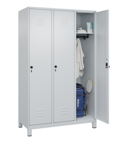 C+P Spind Classic Plus mit 3 Abteilen, Abteilbreite 400 mm