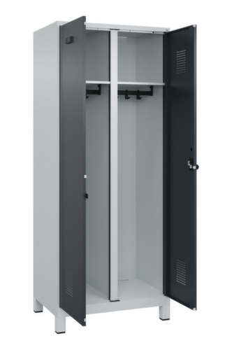 C+P Schwarz-Weiß-Spind Evolo PLUS mit Doppelabteil, Abteilbreite 400 mm