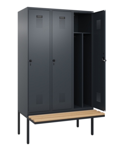 C+P Schwarz-Weiß-Spind Evolo PLUS mit Sitzbank, Abteilbreite 400 mm