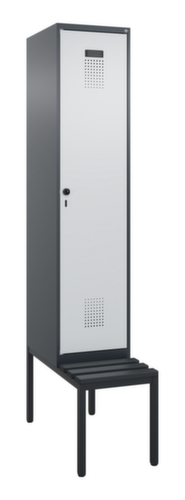 C+P Schwarz-Weiß-Spind Evolo PLUS mit Sitzbank, Abteilbreite 400 mm