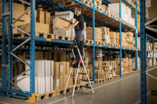 Hailo Einseitige Stufenleiter TopLine L100 mit ausziehbarem Sicherheitsbügel, 4 extra tiefe Riffelblechstufen
