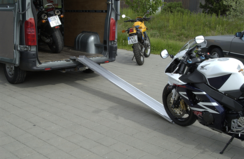 Verladeschiene mit Auflage und Anschlagwinkel