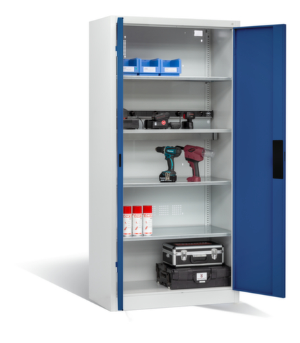 C+P Akkuladeschrank ERGO, RAL7035 Lichtgrau/RAL5010 Enzianblau