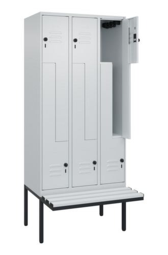 C+P Z-Spind Classic Plus mit untergebauter Sitzbank, Abteilbreite 300 mm