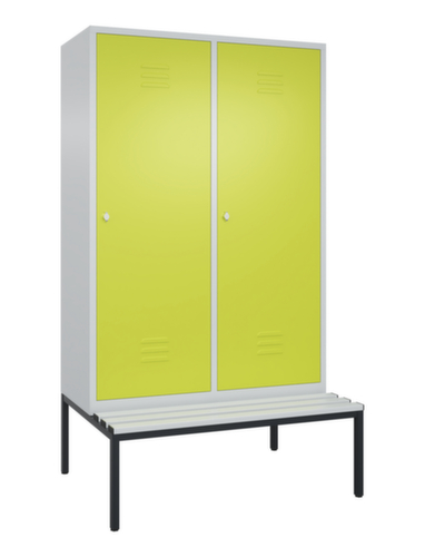 C+P Umkleideschrank Classic mit Sitzbank + 4 Abteile je 2 mit 1 Tür, Abteilbreite 300 mm