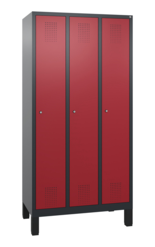 C+P Garderobenschrank Evolo mit 3 Abteilen - Türen mit Lochbild, Abteilbreite 300 mm
