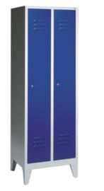 C+P Garderobenschrank Classic mit 2 Abteilen und Lüftungsschlitzen, Abteilbreite 300 mm