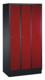 C+P Garderobenschrank Classic mit Lüftungsschlitzen und 3 Abteilen, Abteilbreite 300 mm