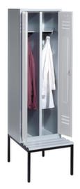 C+P Umkleideschrank Classic mit Sitzbank + 2 Abteile, Abteilbreite 300 mm