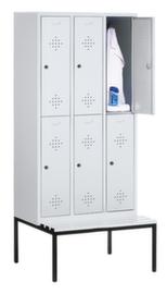 C+P Doppelstöckiger Umkleideschrank Classic mit 3x2 Abteilen, Abteilbreite 400 mm