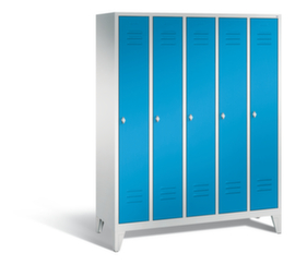C+P Garderobenschrank Classic mit 5 Abteilen + Türen geschlitzt, Abteilbreite 300 mm