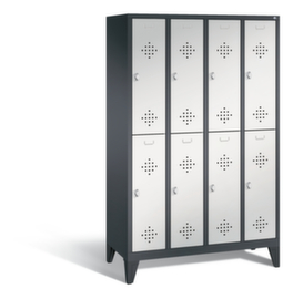 C+P Doppelstöckiger Garderobenschrank Classic mit 4x2 Abteilen mit Lüftungsrosetten, Abteilbreite 300 mm