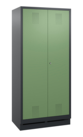 C+P Garderobenschrank Evolo mit 2 gemeinsam verschließbaren Abteilen, Abteilbreite 400 mm