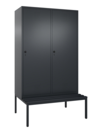 C+P Umkleideschrank Evolo mit untergebauter Sitzbank + 4 Abteile je 2 mit 1 Tür, Abteilbreite 300 mm