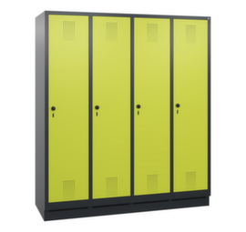 C+P Garderobenschrank Evolo mit 4 Abteilen - Türen mit Lochbild, Abteilbreite 400 mm