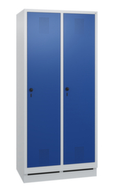 C+P Garderobenschrank Evolo mit 2 Abteilen - Türen mit Lochbild, Abteilbreite 400 mm