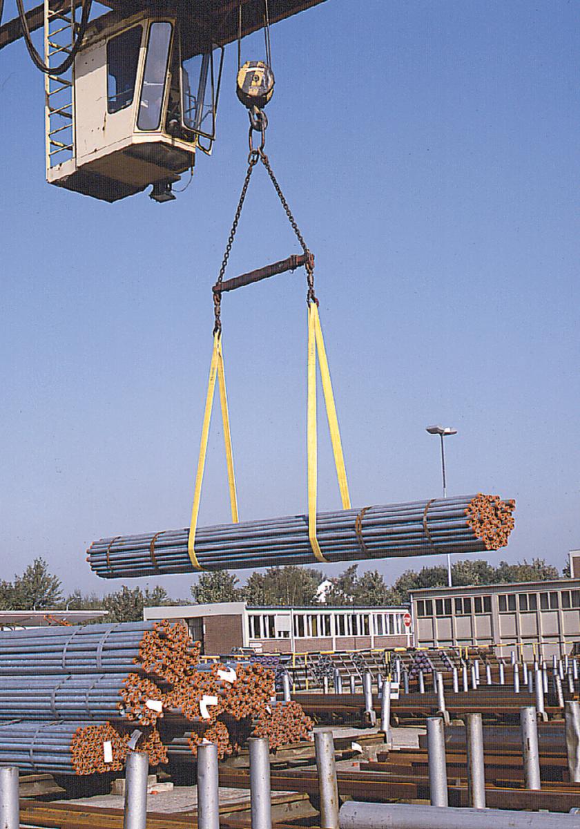 Hebeband in grün, 2000 kg Traglast Milieu 1 ZOOM