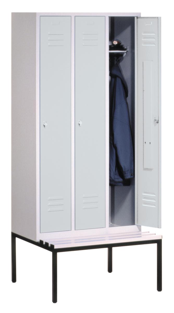 C+P Umkleideschrank Classic lichtgrau mit Sitzbank + 3 Abteile, Abteilbreite 400 mm