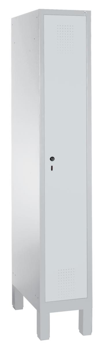 C+P Garderobenschrank Evolo mit 1 Abteil - Tür mit Lochbild, Abteilbreite 400 mm