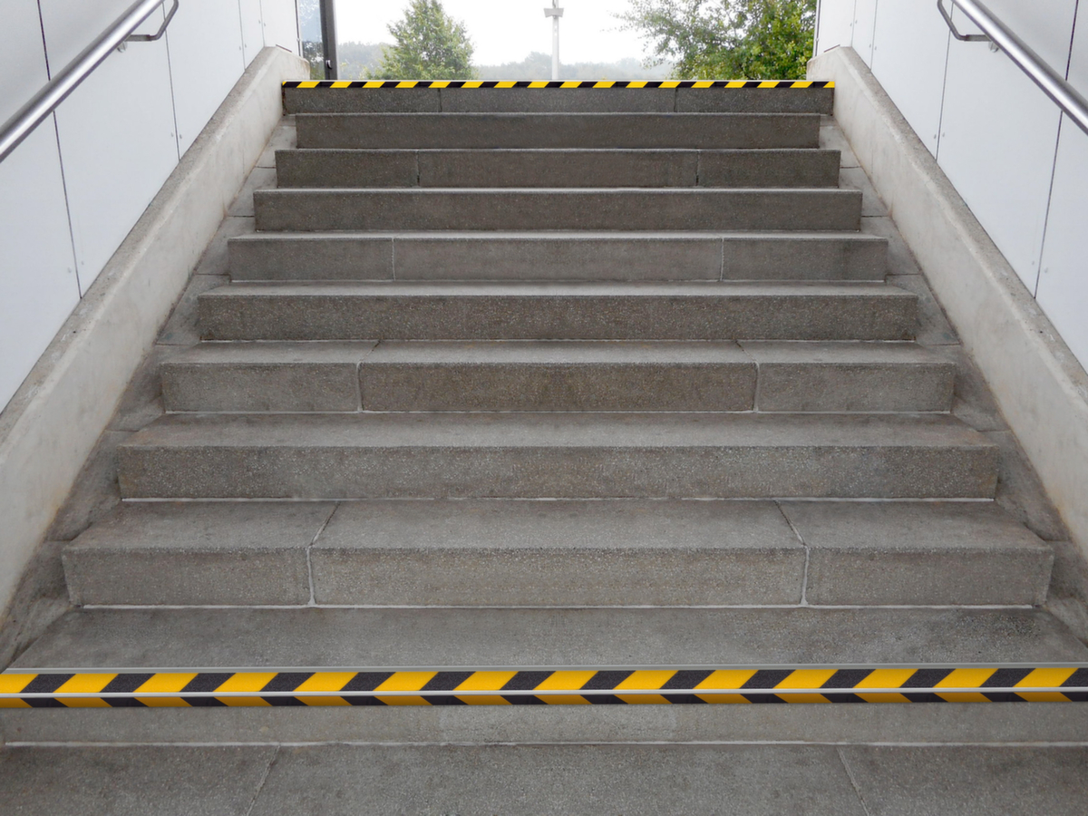 Antirutschbelag Safety-Stair, gelb/schwarz Milieu 1 ZOOM