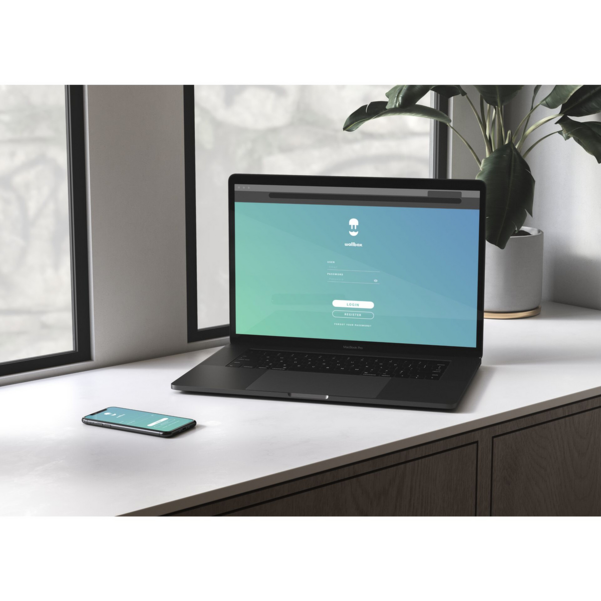 Wallbox E-Auto-Ladestation Copper SB mit integrierter Steckdose Milieu 5 ZOOM