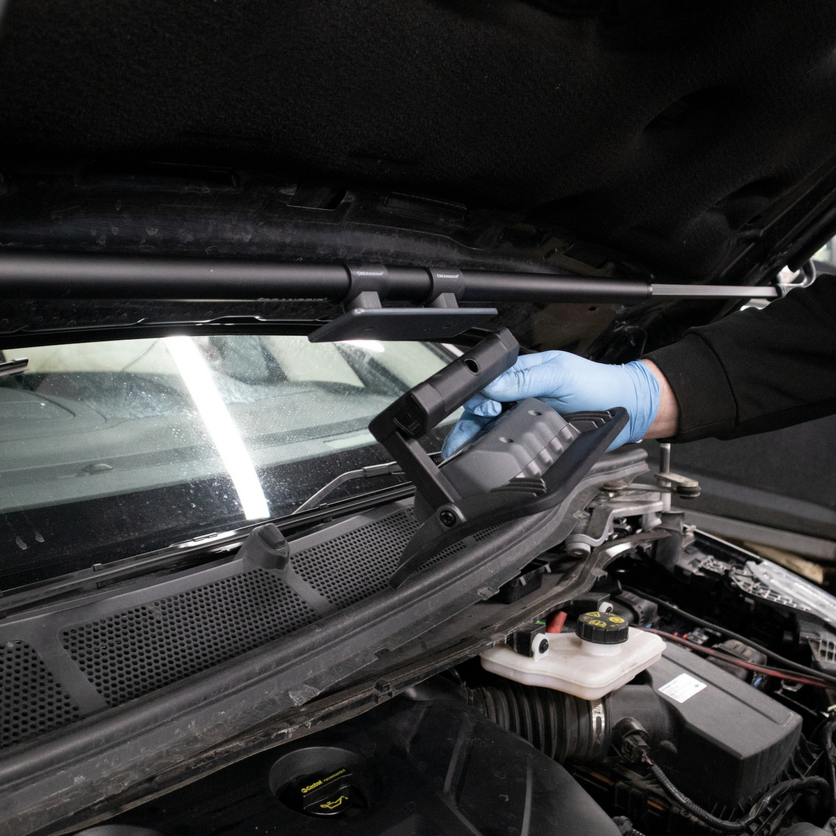 Scangrip Motorraumleuchte NOVA BONNET Milieu 1 ZOOM
