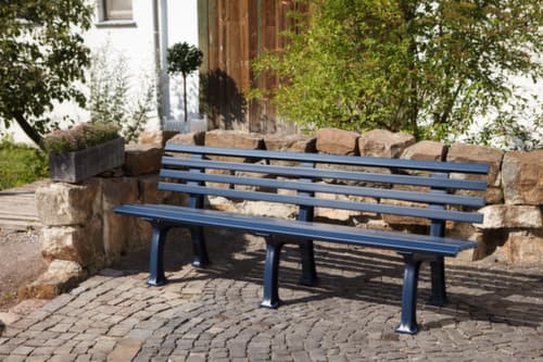 Kunststoffbank