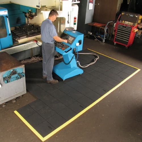 Anti-Ermüdungs-Gummifliese Utrecht Nitrile chemikalienbeständig, Fliese, Länge x Breite 910 x 910 mm