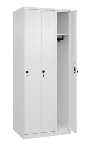 C+P Spind Classic Plus mit 3 Abteilen, Abteilbreite 250 mm