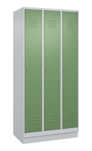 C+P Spind Classic Plus mit 3 Abteilen, Abteilbreite 300 mm