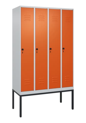 C+P Spind Classic Plus mit 4 Abteilen, Abteilbreite 300 mm