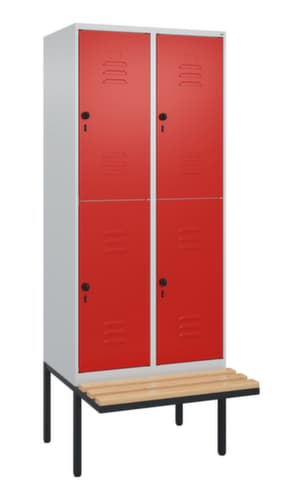 C+P Doppelstöckiger Spind Classic Plus mit Sitzbank, Abteilbreite 400 mm