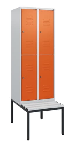 C+P Doppelstöckiger Spind Classic Plus mit Sitzbank, Abteilbreite 300 mm